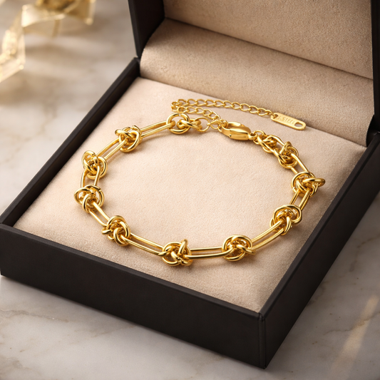 The Artisan Knot Link Bracelet