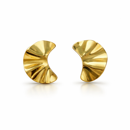 The Aurelia Pleated Studs