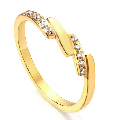 Serpentine Spark Split Band Ring